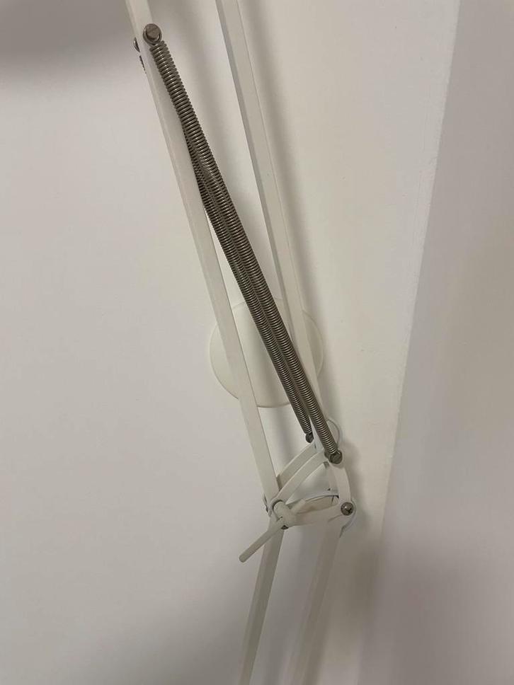 Industriële Staande Lamp Wit Verstelbaar, Huis en Inrichting, Lampen | Vloerlampen, Zo goed als nieuw, 150 tot 200 cm, Metaal