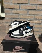 Nike Jordan 1 Low Mocha - Maat 44 (Zo goed als nieuw), Kleding | Heren, Schoenen, Ophalen of Verzenden, Zo goed als nieuw, Zwart