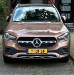 Mercedes-Benz GLA 250e met Panoramadak, Auto's, Mercedes-Benz, Zwart, Bruin, 160 pk, Leder en Stof