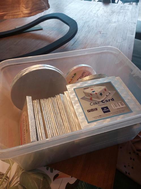 Diverse (kleine) cake board/drums, Hobby en Vrije tijd, Taarten en Cupcakes maken, Zo goed als nieuw, Bakvorm, Ophalen of Verzenden