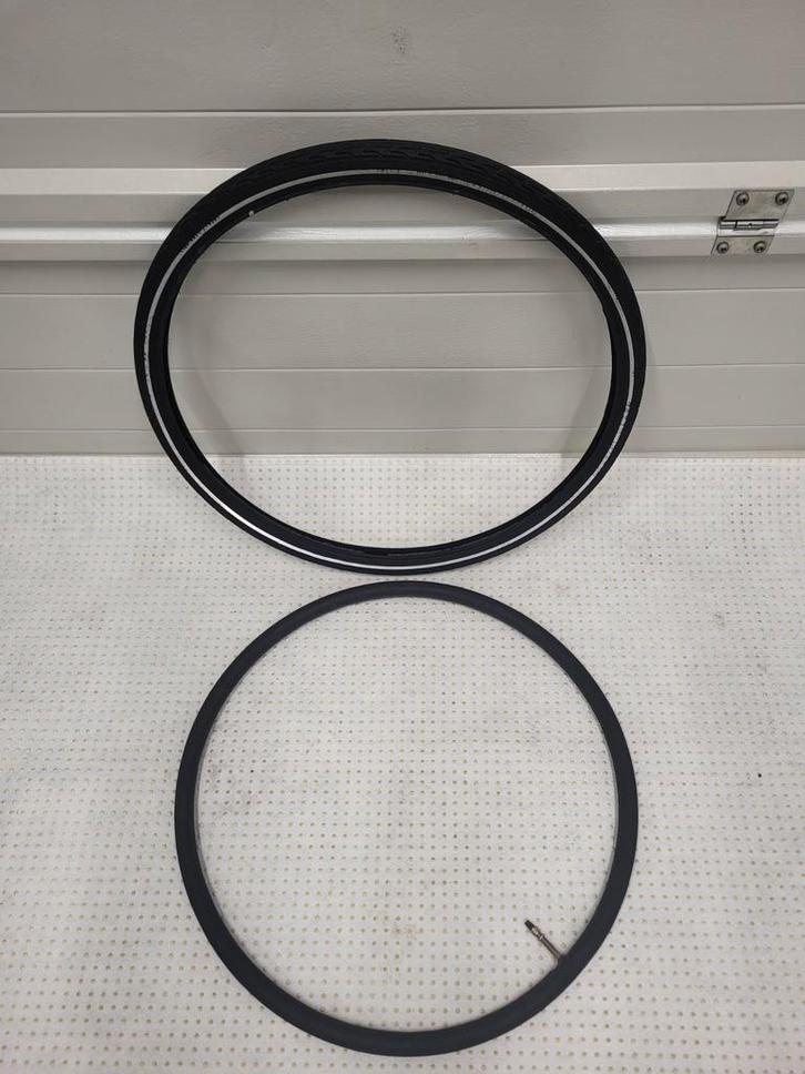 24 inch buitenband 24x1 3/8  37x540 Deli Tire, Fietsen en Brommers, Fietsaccessoires | Overige Fietsaccessoires, Zo goed als nieuw