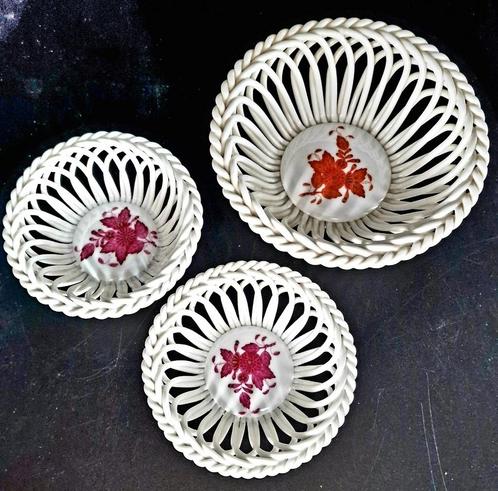 HEREND: 3 prachtige schaaltjes, Antiek en Kunst, Antiek | Servies los, Ophalen of Verzenden
