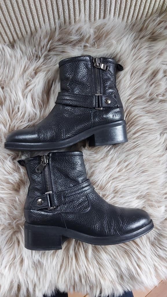 Als nw zwart NUBIKK dames leren stoere laarsjes mt 38, Kleding | Dames, Schoenen, Nubikk, Zwart, Lage of Enkellaarzen, Ophalen of Verzenden