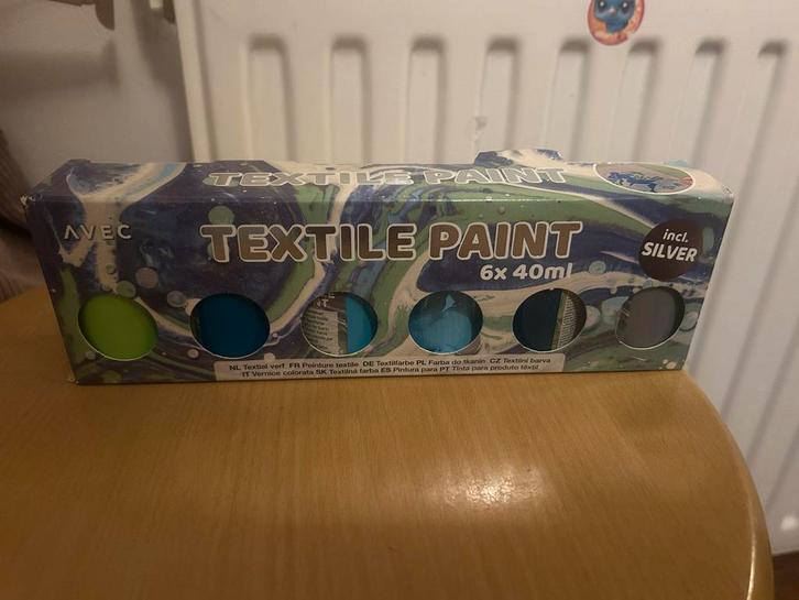 Textielverf Set - 6 kleuren incl. zilver, Hobby en Vrije tijd, Schilderen, Nieuw, Overige typen, Ophalen of Verzenden