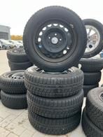 Winterbanden winterset Suzuki SX4 Toyota Auris, Ophalen, Gebruikt, 15 inch, Banden en Velgen