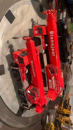 Twee schade Demags Blansjaar NZG, Hobby en Vrije tijd, Modelauto's | 1:50, Ophalen of Verzenden, Gebruikt, Hijskraan, Tractor of Landbouw