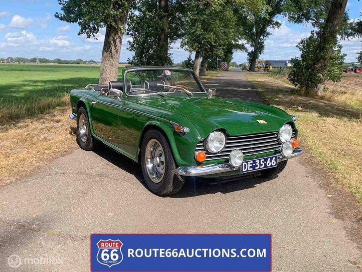 Triumph TR250 | 1967 | Route 66 Auctions, Auto's, Oldtimers, Bedrijf, Te koop, Triumph, Benzine, Overige carrosserieën, Handgeschakeld