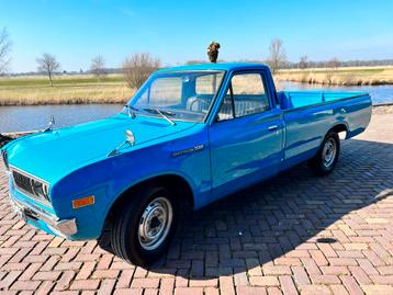 Datsun 620 Pick-up sd22 diesel 1974 Blauw 5 versnellingsbak 