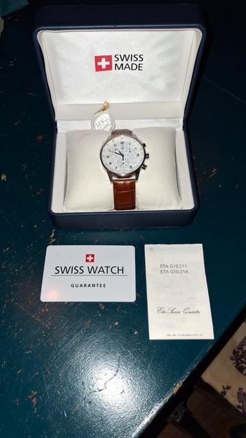 Swiss Made Horloge met Case beschikbaar voor biedingen
