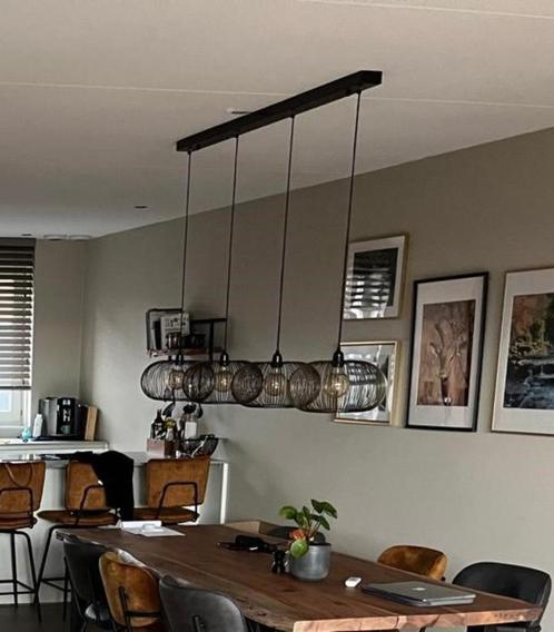 Zwarte open eettafel hanglamp rond van metaal (spijlen), Huis en Inrichting, Lampen | Hanglampen, Zo goed als nieuw, 50 tot 75 cm