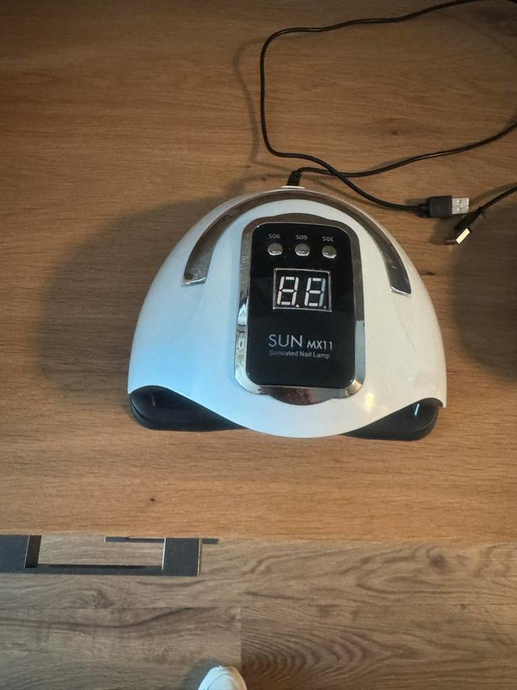 UV Lamp voor Nagels - SUN MX11, Sieraden, Tassen en Uiterlijk, Uiterlijk | Cosmetica en Make-up, Zo goed als nieuw, Toebehoren
