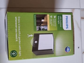 Philips buitenwandlamp Nieuw  beschikbaar voor biedingen