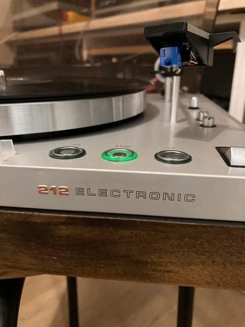 Philips 212 electronic, Audio, Tv en Foto, Platenspelers, Zo goed als nieuw, Philips, Ophalen
