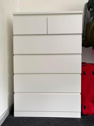 White Ikea dresser (80x48x123) beschikbaar voor biedingen