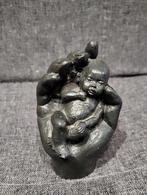 Geert Kunen Skulptuur beeldje Baby in hand, Verzamelen, Beelden en Beeldjes, Zo goed als nieuw, Mens, Verzenden