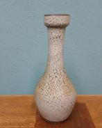 Vintage vaas, taupe-achtig, 35cm hoog, Gebruikt, Overige kleuren, Aardewerk of Porselein, Ophalen of Verzenden