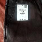 Echt  leer  zara korte  broek  maat 44 nieuw, Ophalen of Verzenden, Nieuw