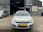 Opel Astra 1.4 Essentia APK/AIRCO/CRUISE/NAP/TREKHAAK, Auto's, Opel, 47 €/maand, Origineel Nederlands, Te koop, Zilver of Grijs