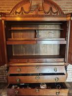 Antieke kast - T.e.a.b., Ophalen