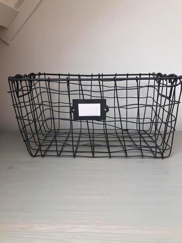Nieuw! Metalen draadmand. Koopje €7,50