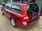 Volvo V70 2.5FT Momentum Automaat !-! ACTIE PRIJS !-!, Gebruikt, Zwart, Leder en Stof, 2521 cc