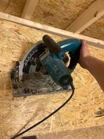 Makita Cirkelzaag met tas en geleider, Doe-het-zelf en Verbouw, Gereedschap | Zaagmachines, Gebruikt, Cirkelzaag, 600 tot 1200 watt