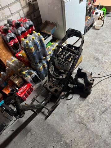 Piaggio zip brom frame beschikbaar voor biedingen