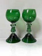 2 antieke wijnglazen Römer groen uit Theresienthal, Antiek en Kunst, Antiek | Glas en Kristal, Ophalen