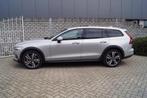 Volvo V60 Cross Country 2.0 B5 AWD Ultimate 250PK Autom Pano, Auto's, 15 km/l, 4 cilinders, 1969 cc, 109 €/maand