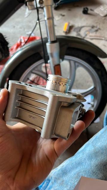 TNT cilinder voor een gy6 motorblok beschikbaar voor biedingen