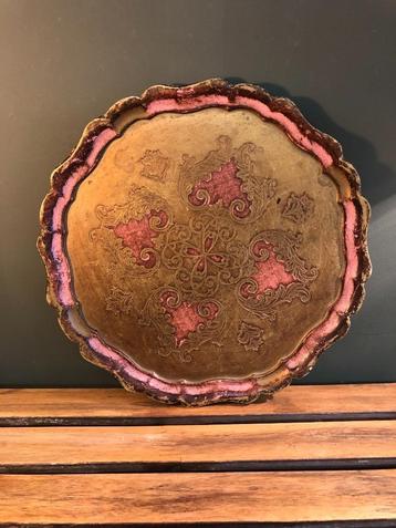 Prachtig Brocante rond Florentijns Dienblad. beschikbaar voor biedingen