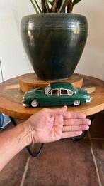 Jaguar modelauto, Ophalen of Verzenden, Zo goed als nieuw, Bburago