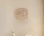 Wandklok Japandi Wabi-Sabi Travertin met LED - Nieuw, Ophalen of Verzenden, Nieuw, Analoog, Wandklok