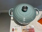 Nieuwe Le Creuset hoge braadpan 24 cm Sea Salt in de doos, Huis en Inrichting, Gietijzer, Nieuw, Ophalen of Verzenden, Keramische plaat