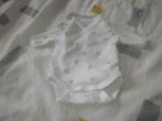 Nieuw wit prematuur overslag rompertje bloempjes C&A maat 42, Kinderen en Baby's, Babykleding | Prematuur, Nacht- of Onderkleding