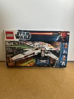 LEGO 9493 - X-Wing Starfighter, Kinderen en Baby's, Speelgoed | Duplo en Lego, Ophalen of Verzenden, Lego, Zo goed als nieuw