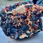 Realgaar orpiment calciet cluster XXL 3,95 kg, Verzamelen, Mineralen en Fossielen, Ophalen of Verzenden