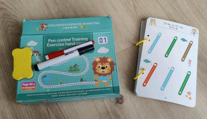 Oefen schrijfboek met whiteboard stiften, vooraf aan school, Kinderen en Baby's, Speelgoed | Educatief en Creatief, Zo goed als nieuw