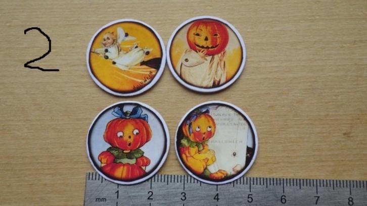 Poppenhuis: Papieren Halloween Bordjes, Verzamelen, Poppenhuizen en Toebehoren, Nieuw, Poppenhuis, Ophalen of Verzenden