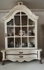 Miniatuur staand vitrine kastje, Ophalen of Verzenden