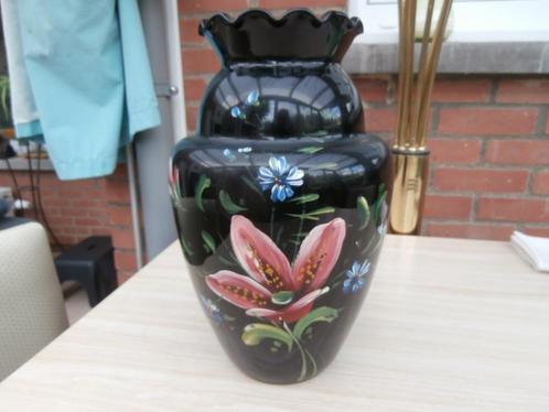 BOOMSE VAAS IN ZWART GLAS, Antiek en Kunst, Antiek | Glas en Kristal, Ophalen of Verzenden
