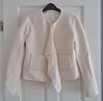 Maje chic blazer in bouclé creme met flap mt 38 artnr 49654, Kleding | Dames, Jasjes, Kostuums en Pakken, Maat 38/40 (M), Maje