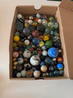 Grote verzameling knikkers + zakje en knikkerpot, Verzamelen, Ophalen of Verzenden, Zo goed als nieuw
