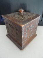 Oud houten kistje - Fries snijwerk - kerfsnede, Antiek en Kunst, Ophalen of Verzenden