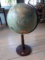 Nalatenschap:  Antieke wereldbol globe met kompas., Ophalen of Verzenden, Zo goed als nieuw
