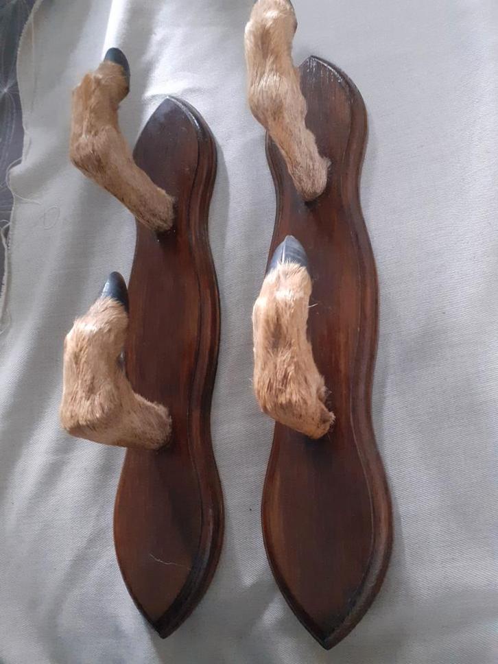 geweersteunen, geweerhouder. Hertenpootjes, Verzamelen, Dierenverzamelingen, Hert, Ophalen of Verzenden