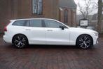 Volvo V60 T6 Twin Engine 350pk AWD Aut Plus Dark, 12 maanden, Gebruikt, 4 cilinders, Wit
