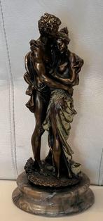 Bronzen beeld op marmeren voet, Antiek en Kunst, Ophalen of Verzenden