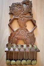 Indonesisch Lepelrek uit 1949, Antiek en Kunst, Kunst | Beelden en Houtsnijwerken, Ophalen of Verzenden