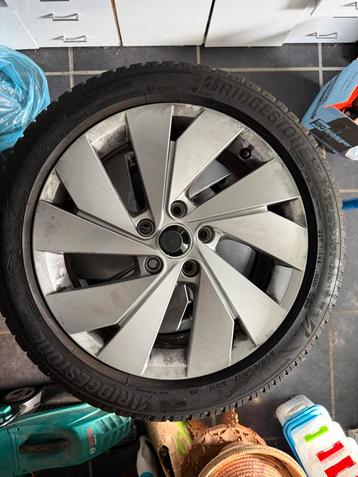 VW Golf 8 Winterset 205/50/R17 beschikbaar voor biedingen